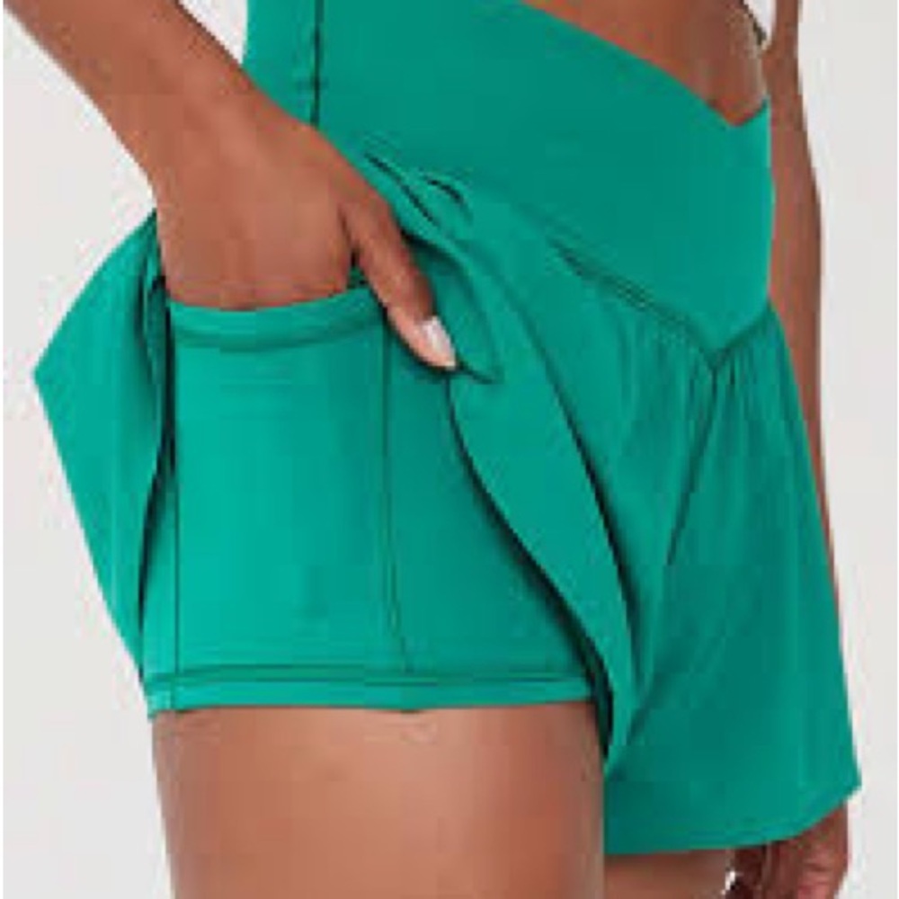 Aerie Teal Women's crossover shorts - Picture 9 of 10